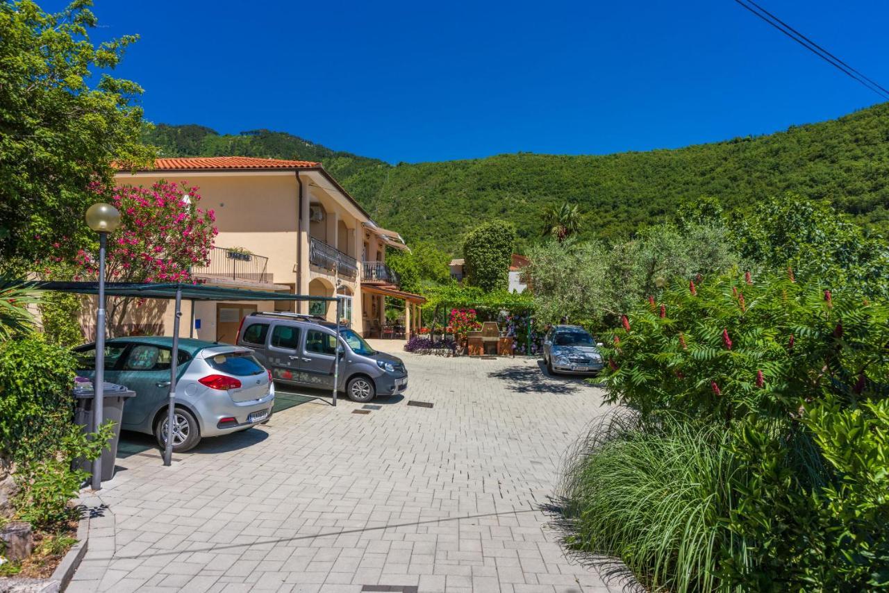 Apartments Branka Moscenicka Draga Exterior photo