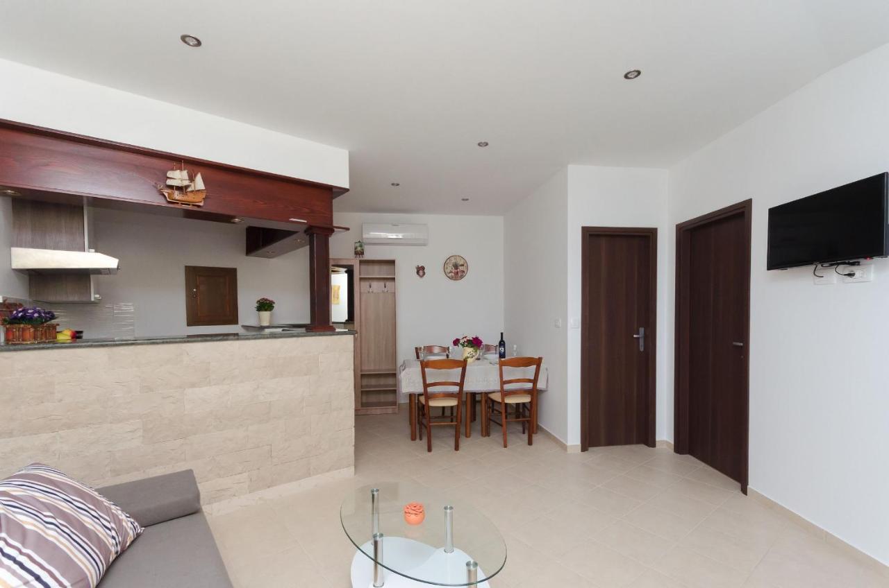 Apartments Branka Moscenicka Draga Exterior photo